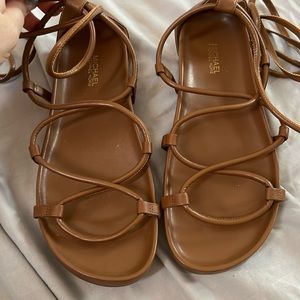Gladiador MK sandals